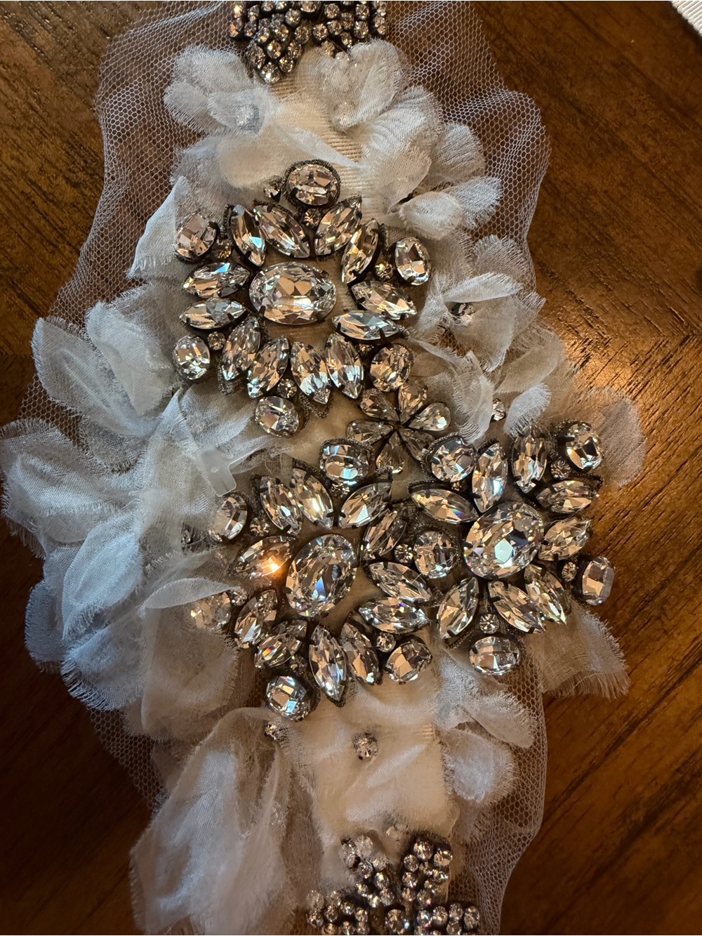 Vera Wang Sample Sale Swarovski Crystal & Tulle Bridal Sash/Belt - Picture 3 of 5